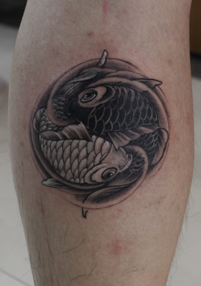 小腿太极阴阳鱼纹身图案
