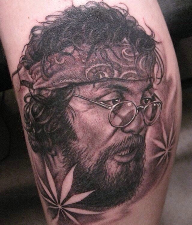 腿部3逼真的d肖像纹身图案