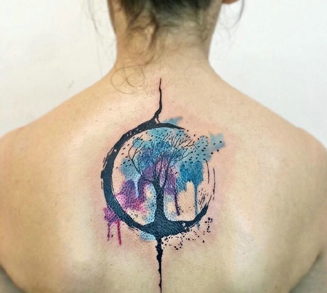 一组年轻派的水彩图腾纹身图案