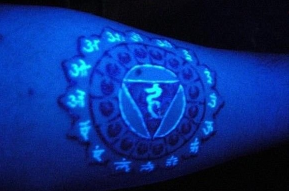 个性荧光纹身图腾纹身图案