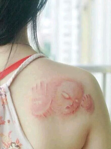 顽皮的恶魔纹身图案