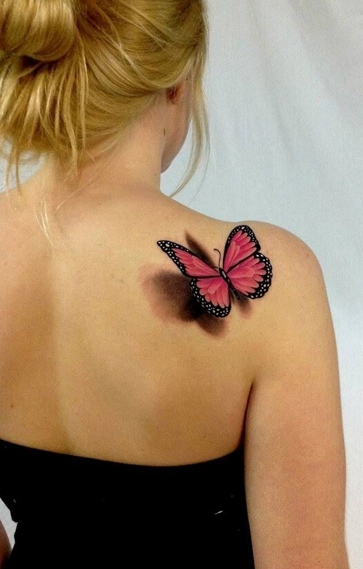 美女肩背上好看的3d蝴蝶纹身图案
