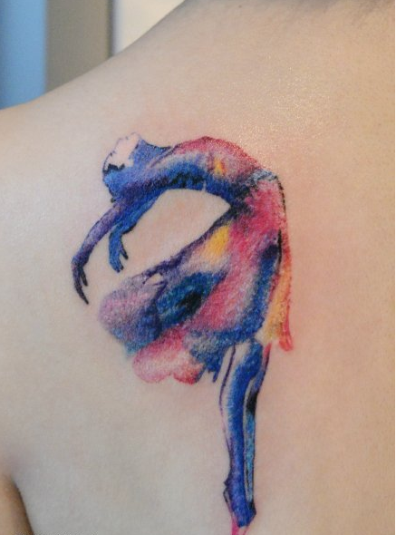 会跳舞的漂亮女孩纹身图案