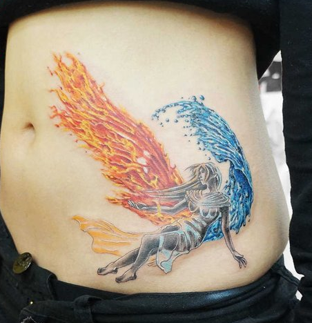 美女腹部时尚的彩色天使纹身图案