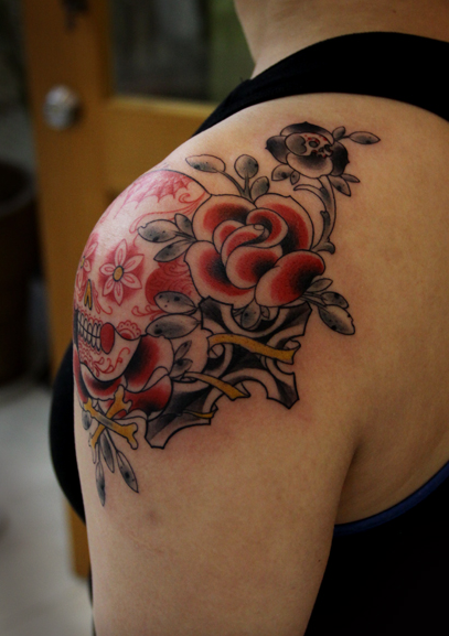 骷髅玫瑰纹身图案