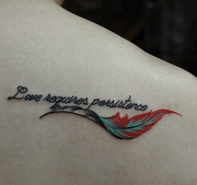 唯美小巧的小羽毛纹身图案