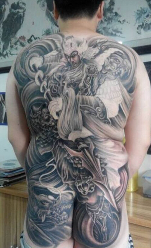 满背霸气赵云纹身