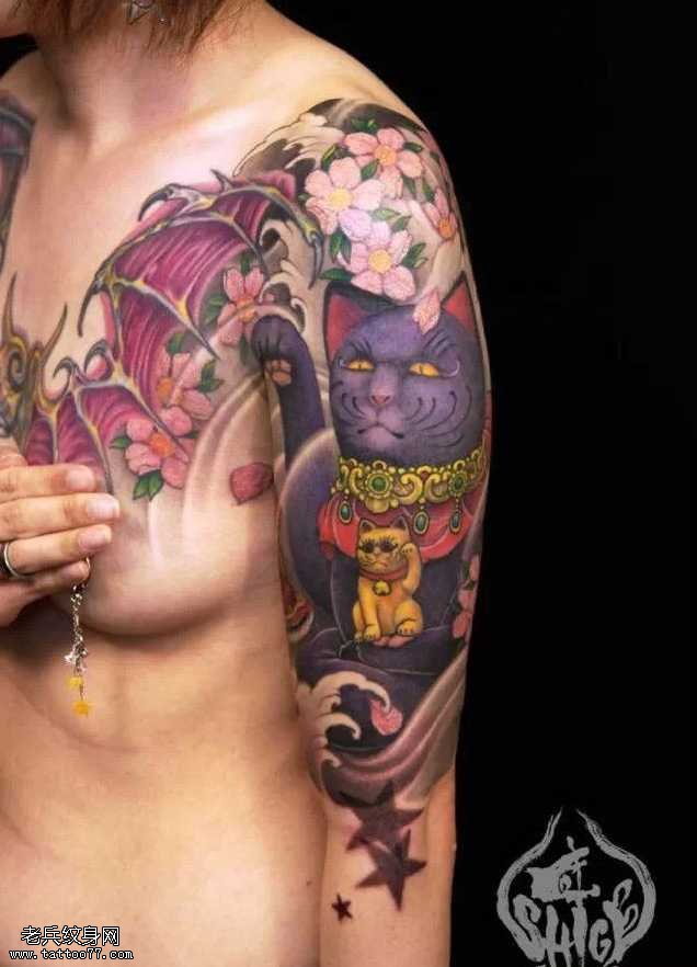 胳膊紫招财猫纹身图案