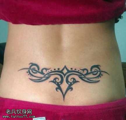 腰部唯美好看的图腾腰花纹身图案