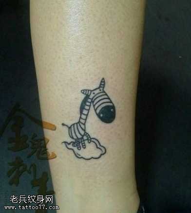 腿部可爱图腾小斑马纹身图案