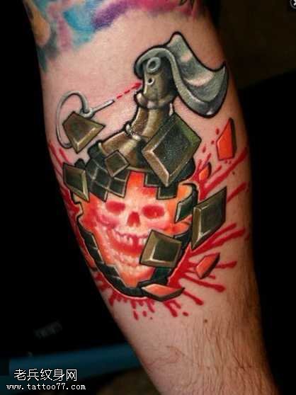 胳膊手雷纹身图案