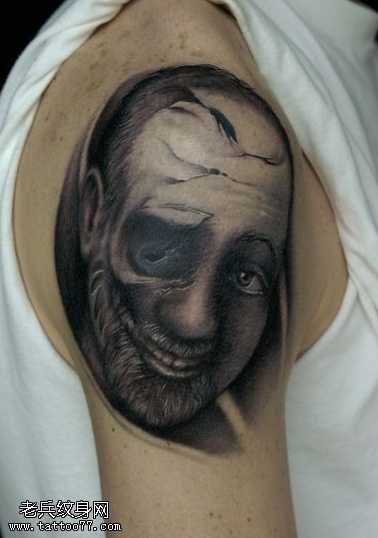 胳膊眼瞎纹身图案