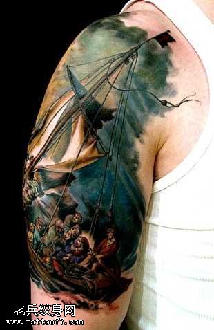 胳膊船纹身图案