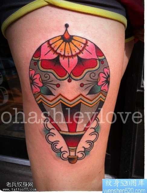 腿部热气球纹身图案