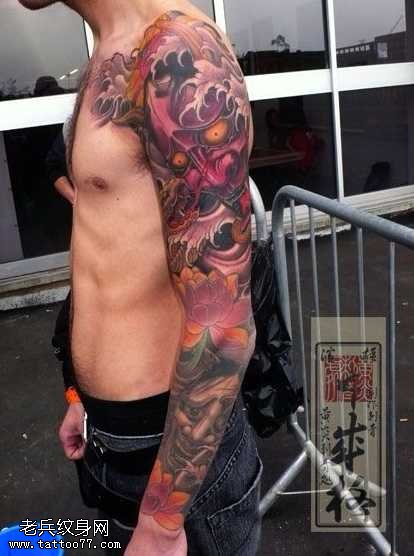 胳膊紫般若纹身图案