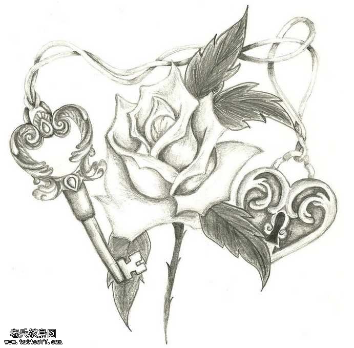 手稿钥匙玫瑰纹身图案