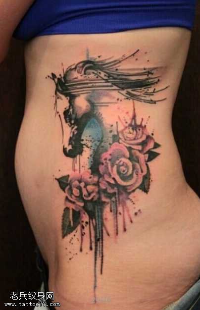 水墨玫瑰纹身图案