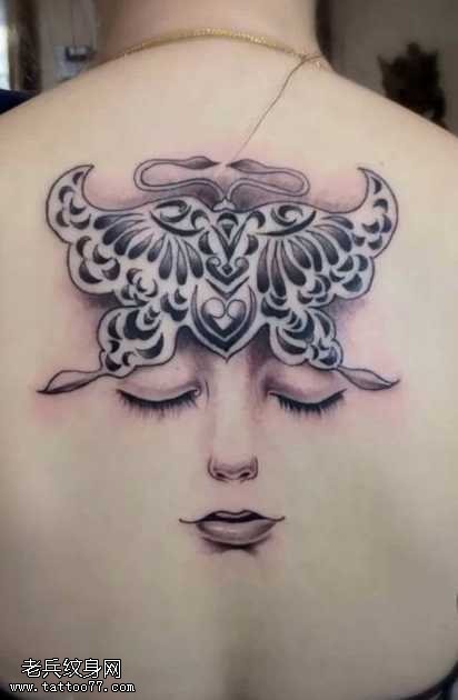 后背美女五官纹身图案