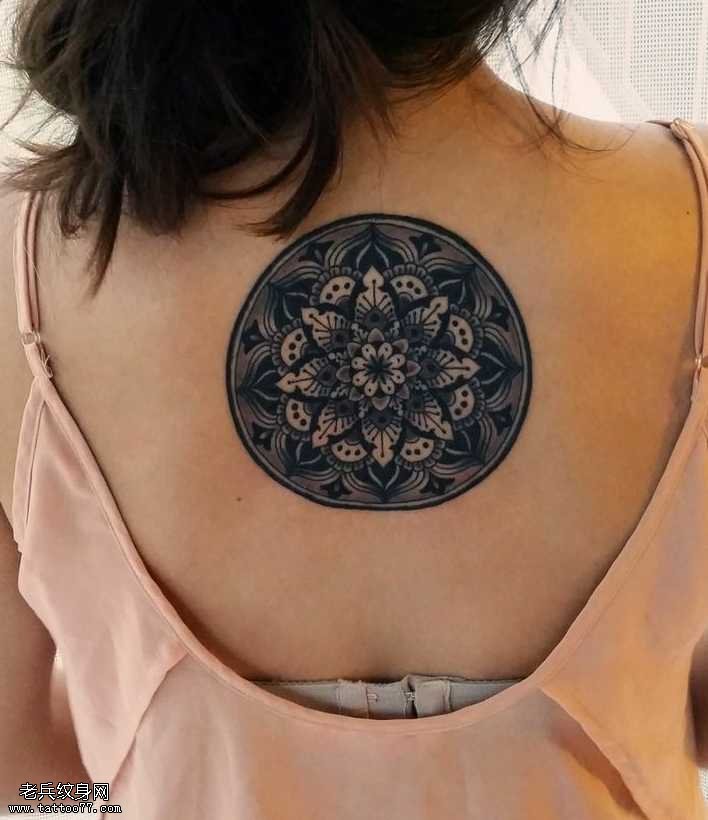 好看的莲花纹身图案