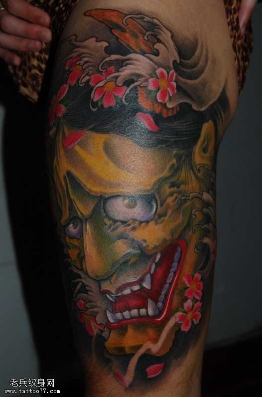 腿部黄般若纹身图案