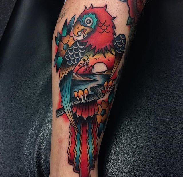 15款活泼的引人入胜的鹦鹉纹身