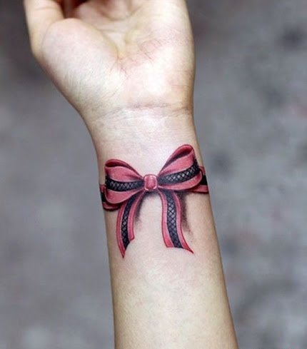 绸缎蝴蝶结纹身图案