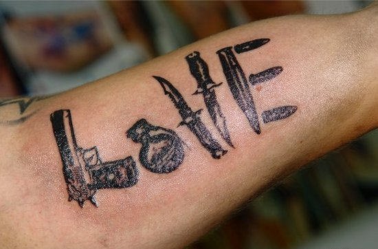 love爱意文字纹身