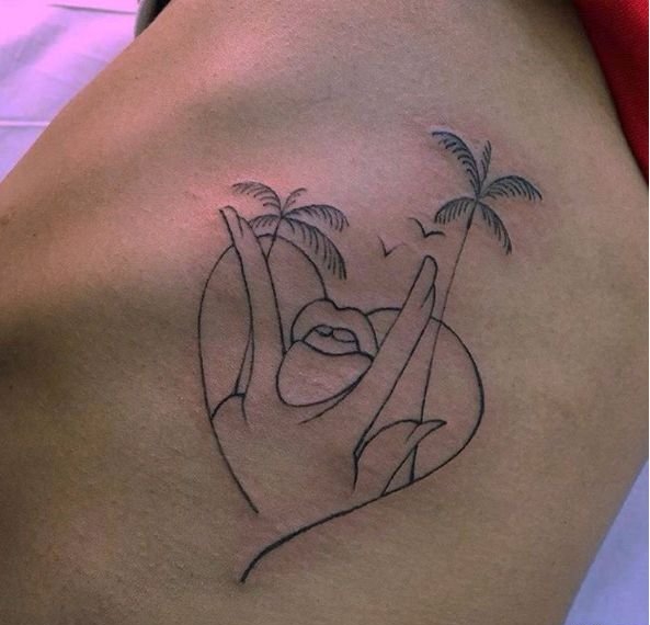 表达着丰富含义的简单黑色线条纹身