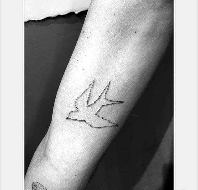 Everything is possible译一切皆有可能单针文字纹身图案