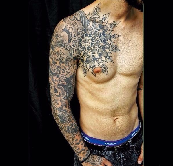 黑色的精致几何图点刺纹身图案