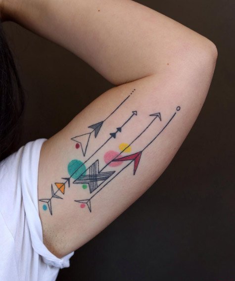 40款手臂上帅气的箭纹身图案