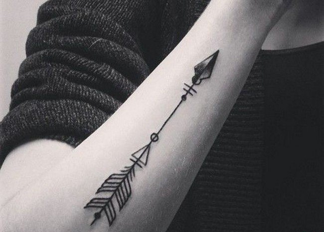 40款手臂上帅气的箭纹身图案