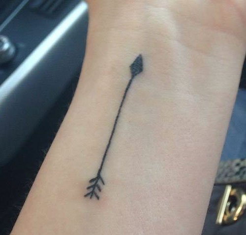 40款手臂上帅气的箭纹身图案