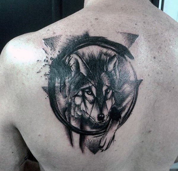 32款男性超酷的满背狼纹身图案