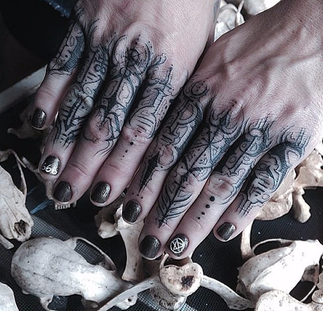 12款手指关节上的刻字纹身图案