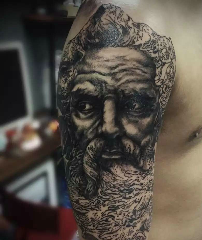 花臂3d肖像纹身图案十分的逼真