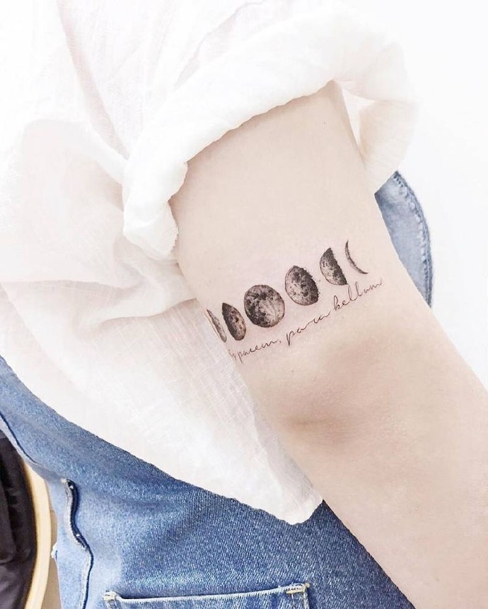 两款简单而有趣的图腾纹身刺青