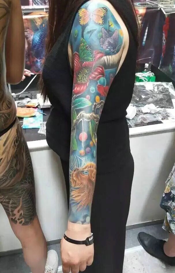 花臂纹身图案让你的手臂不在单调