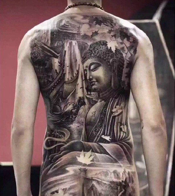 一组超级狂野的满背各种图腾纹身图案