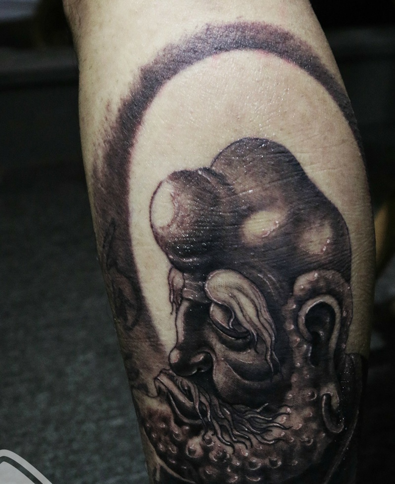 非常独特的黑灰个性图腾纹身图案