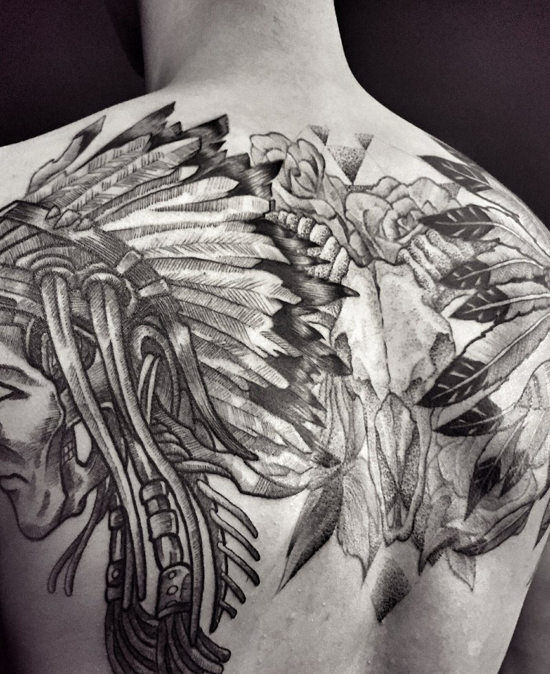 超级霸气的半个背部图腾纹身图案