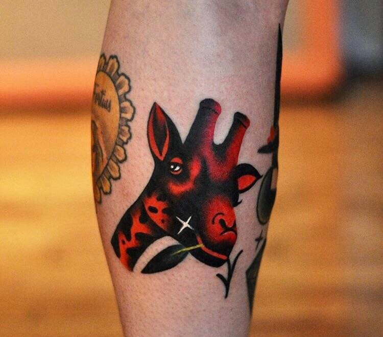 让人笑容常开的两款图腾纹身图案