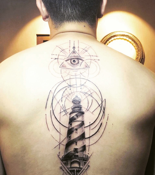 有创意的后背个性图腾纹身图案