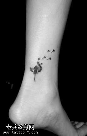 腿部清新黑薄公英纹身图案