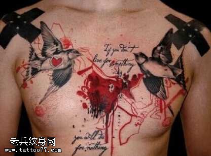 胸部小燕子纹身图案