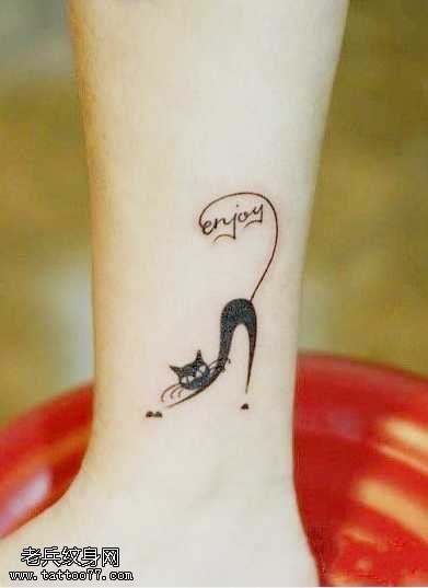 腿部小猫咪图腾纹身图案