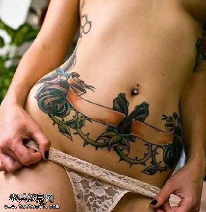 腹部花藤纹身图案
