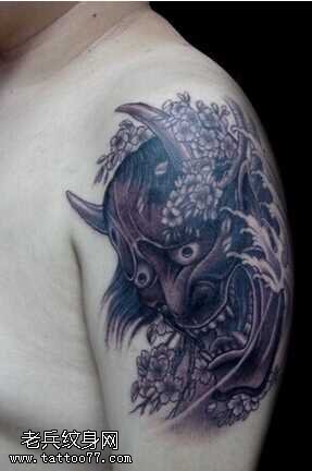 胳膊黑般若纹身图案