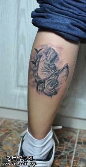 腿部死神纹身图案