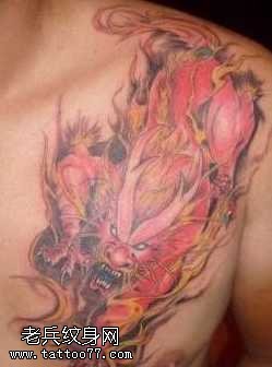 胸部火麒麟纹身图案